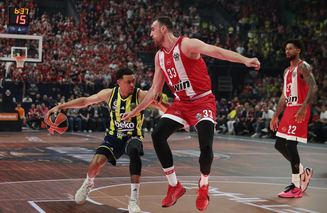2026 05 22t161621z 253942230 up1em5m1977i2 rtrmadp 3 basketball euroleague 2 20260522172027