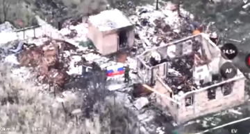 Rusi razvili zastavu u Siversku