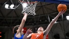 Luka Škorić (Cibona) i Luka Krajnović (Cedevita Junior)