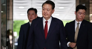 Yoon Suk Yeol