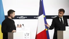 Volodimir Zelenski i Emmanuel Macron