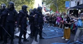 Prosvjednici i policija na ulicama Madrida