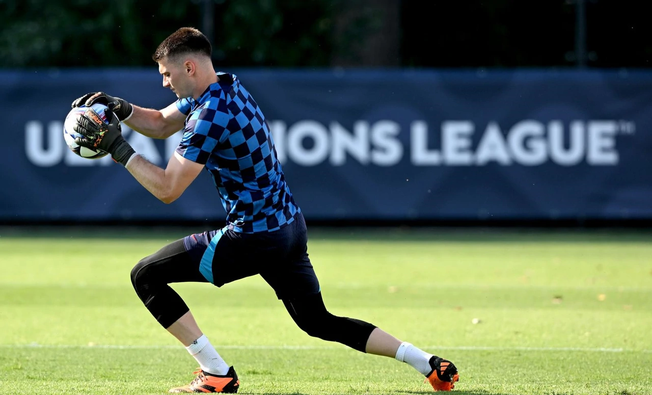 Dominik Livaković, Foto: Marko Lukunić/PIXSELL