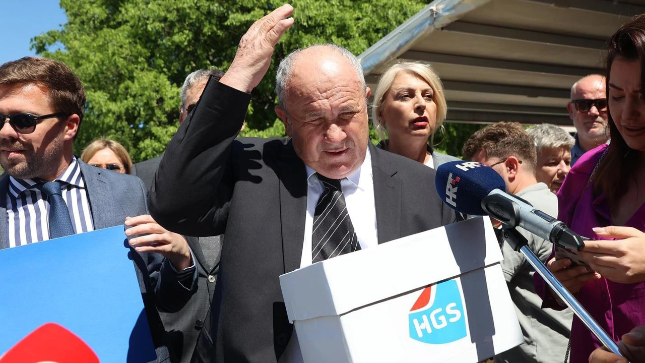  Split: Željko Kerum predao potpise za lokalne izbore
