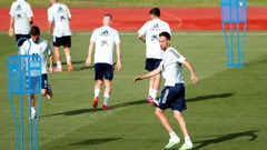  Sergio Busquets na treningu "Furije"