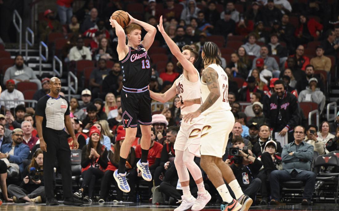 2025 12 18t043118z 503938050 mt1usatoday27841762 rtrmadp 3 nba cleveland cavaliers at chicago bulls 20251218073018