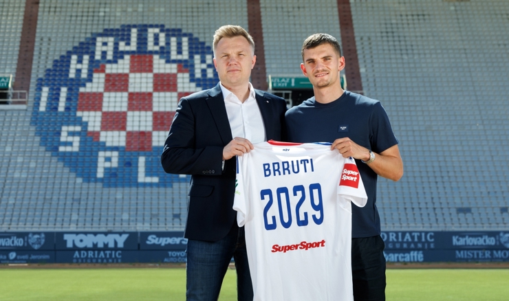 Hajduk predstavio novog igrača