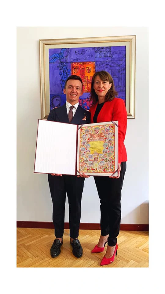 Ivan Mihovec prima Povelju RH 2019., Foto: HKUD Prigorec Markuševec/FB