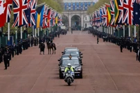 Konvoj prevozi britanskog kralja Charlesa i kraljicu Camillu, Foto: Clodagh Kilcoyne/REUTERS 