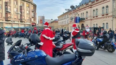 Motomrazovi na središnjem osječkom trgu, Foto: Magdalena Jelečević/HRT Radio Osijek