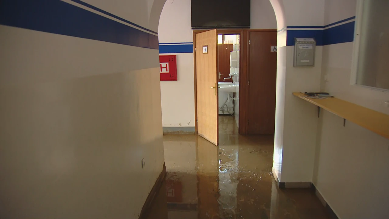 Poplavljena gimnazija, Foto: HTV/HRT