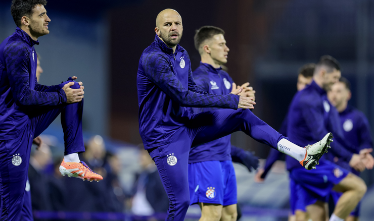 Sandro Kulenović i Josip Mišić na zagrijavanju