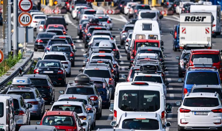 HAK: Na A1 kolona iz smjera ZG obilaznice i čvora Kosnica duga 12 km