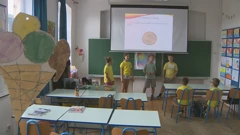 Vole školu i čuvaju tradiciju