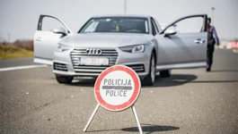 policija