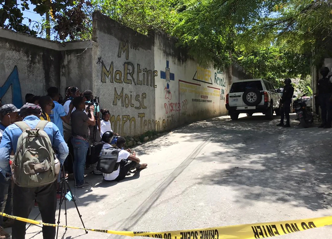 Novinari u blizini rezidencije ubijenog predsjednika Haitija