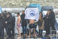 Tradicionalno zimsko kupanje u Dravi , Foto: Borna Jaksic /Pixsell