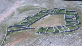 Kameni cvjetovi Baške