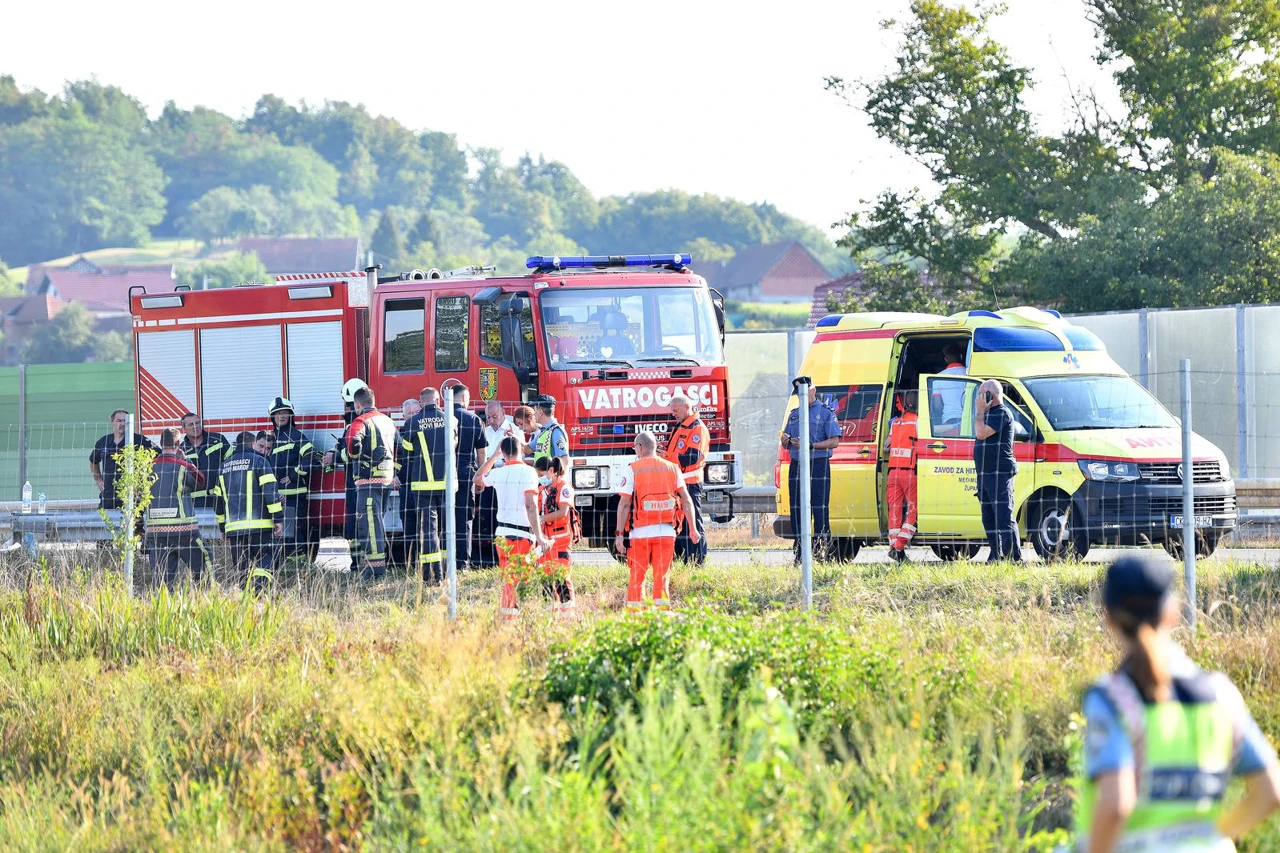Na A4 u slijetanju poljskog autobusa više smrtno stradalih i ozlijeđenih, Foto: Vjeran Zganec Rogulja/PIXSELL