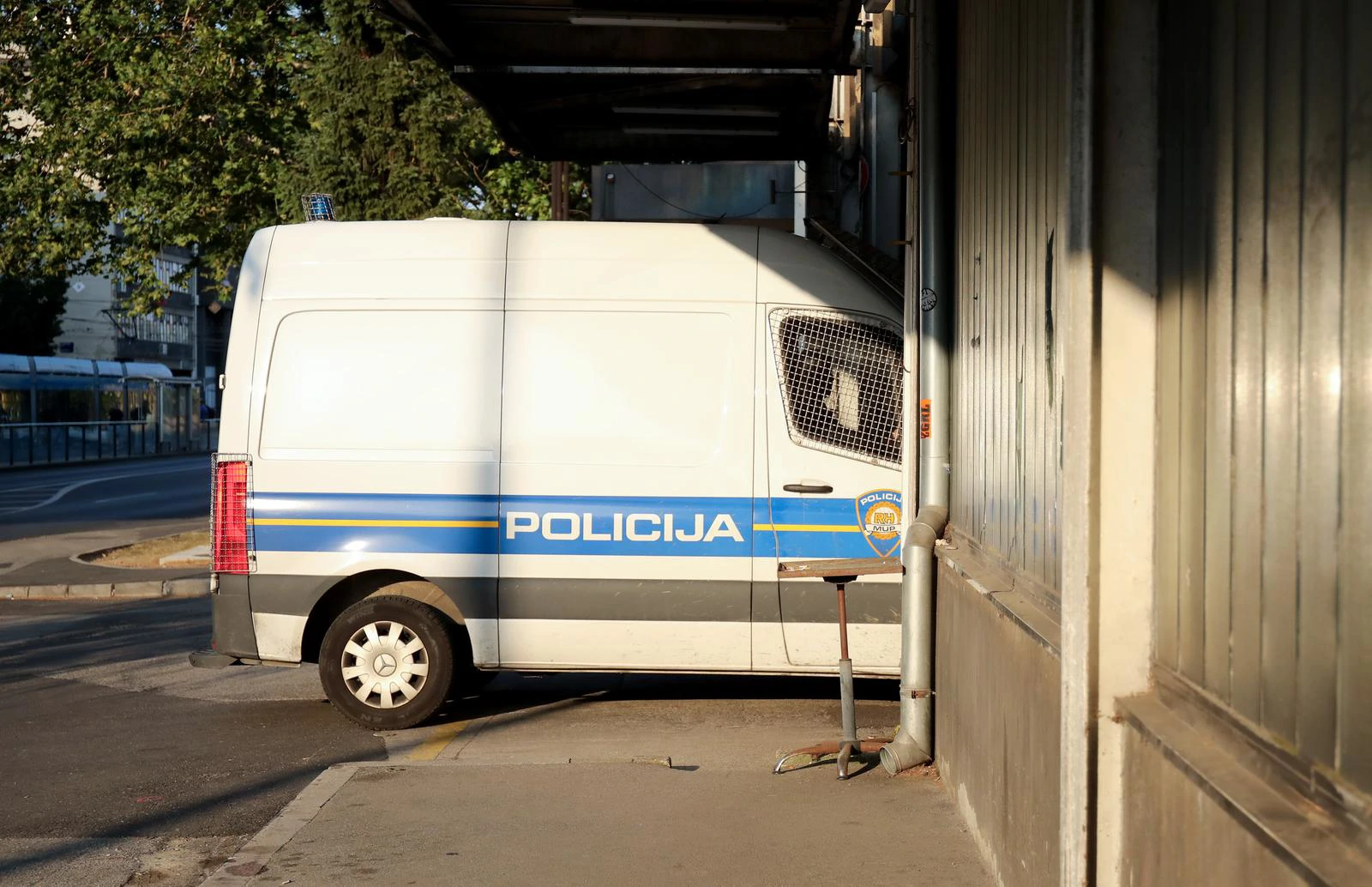 Optužnica protiv sutkinje, podmitili je lakiranjem auta i novim gumama