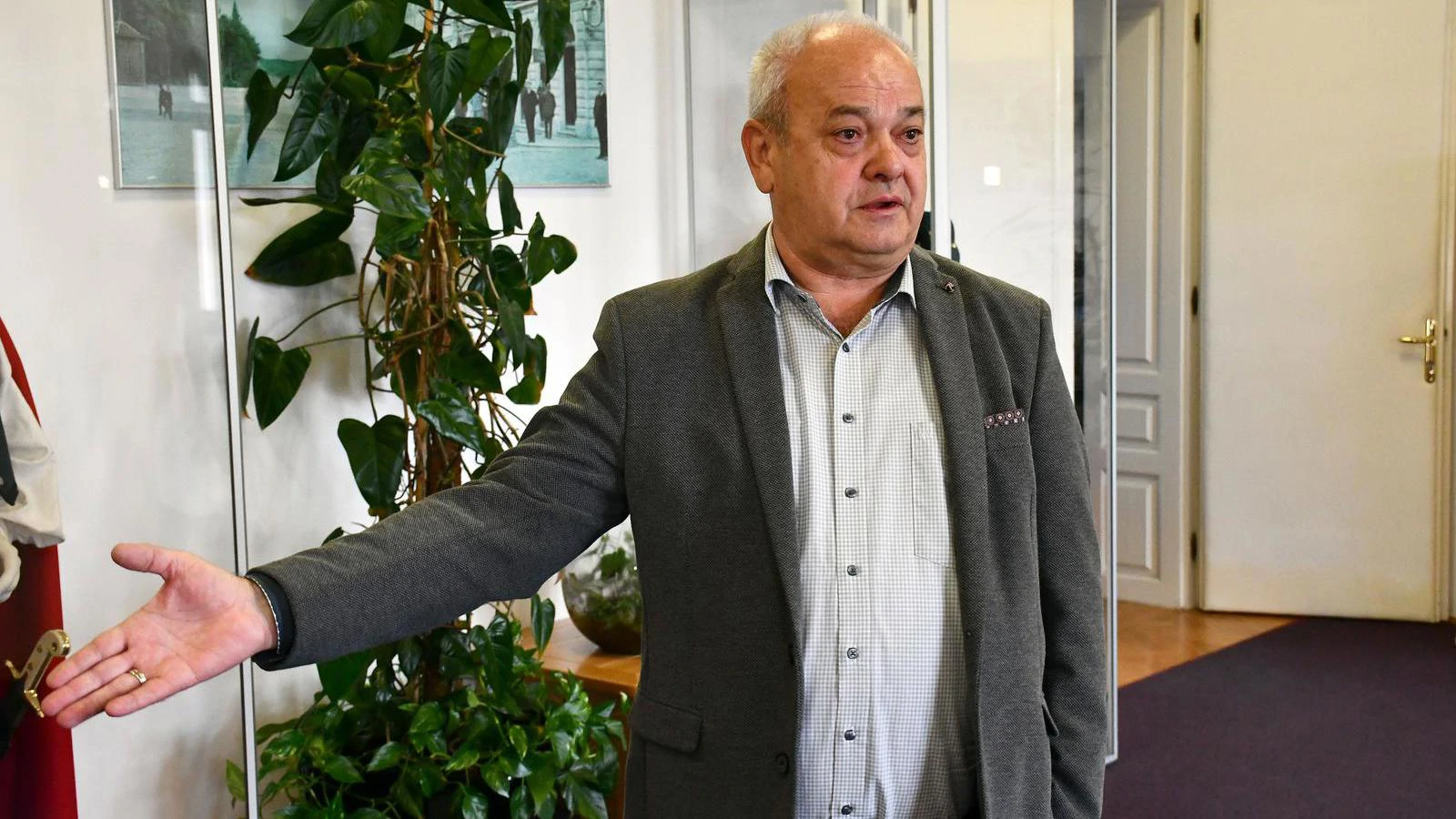 Slavonski Brod: Duspara u političkom ringu sa sedam protukandidata