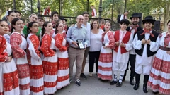 Hrvatski eurozastupnik Davor Ivo Stier s KUD-om Proljeće, Foto: GH/HRT