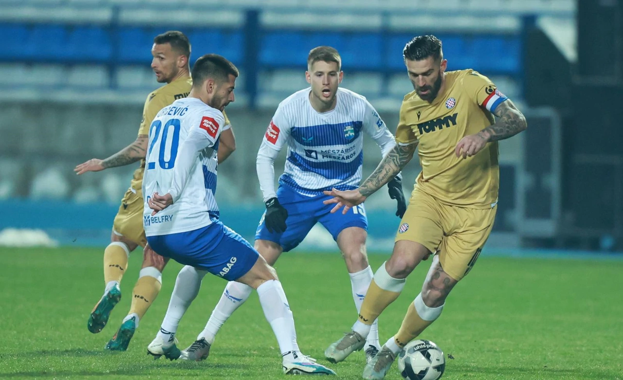 Dvoboj Osijeka i Hajduka 