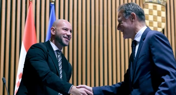 Debate parlamentario 