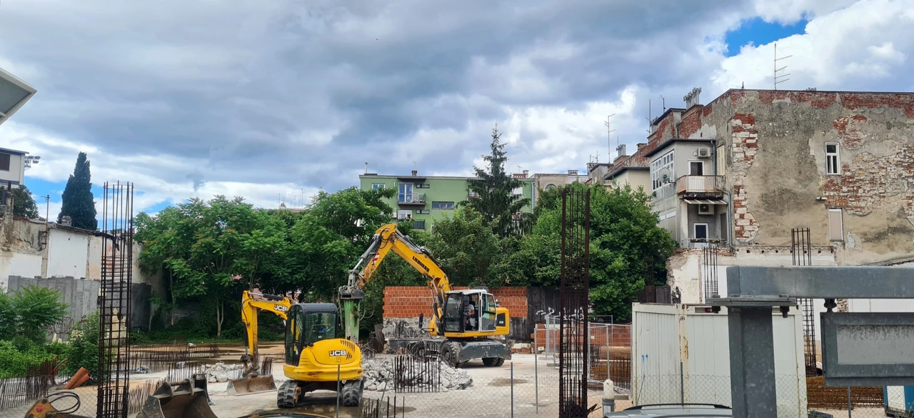 Polaganje kamena temeljca COWORKING poduzetničkog centra u Puli, Foto: Tatjana Kaštelan/HRT