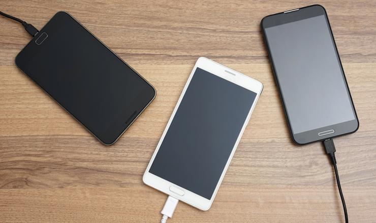 EPPO: Pretrage u 19 zemalja zbog prevare s mobitelima, šteta 300 milijuna eura