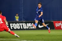 Lukas Kačavenda zabija Grčkoj, Foto: Zeljko Hajdinjak/CROPIX