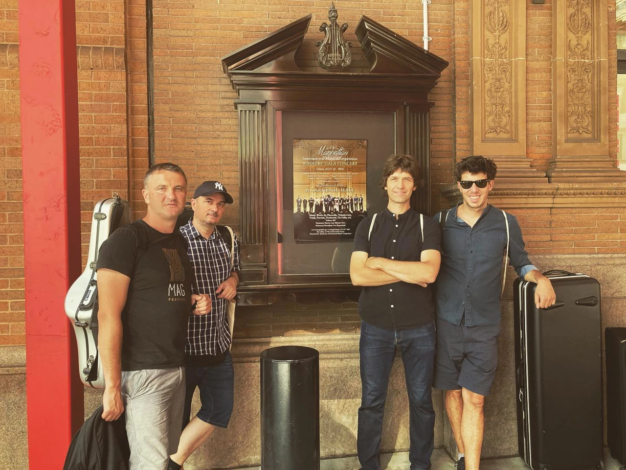 Papandopulovci uoči nastupa u Carnegie Hallu, New York 22. srpnja 2022. 