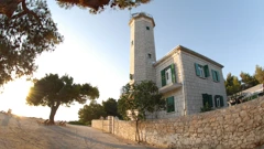 Uređeni svjetionik na Viru, Foto: Dino Stanin /Pixsell, arhivska fotografija