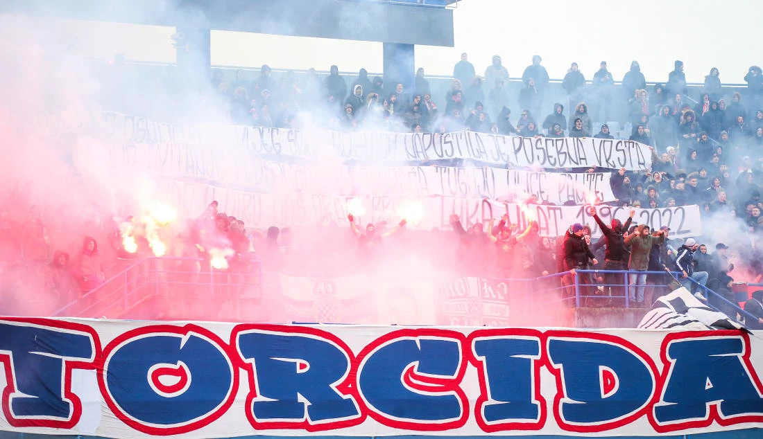 Torcida na derbiju Dinamo - Hajduk