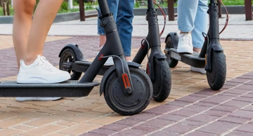 Električni romobili sve veći problem