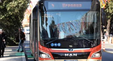Autobus komunalnog društva Autotrolej