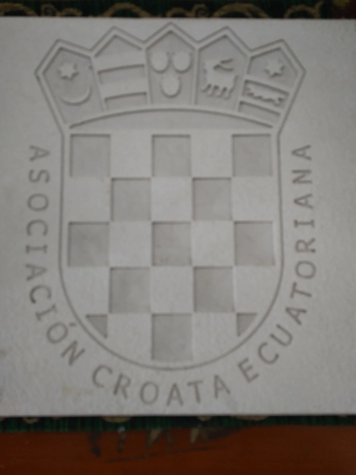 Emblema de la Asociación Croata Ecuatoriana / Amblem Hrvatsko-ekvadorske udruge, Foto: Gustavo Delgado Uscocovich//