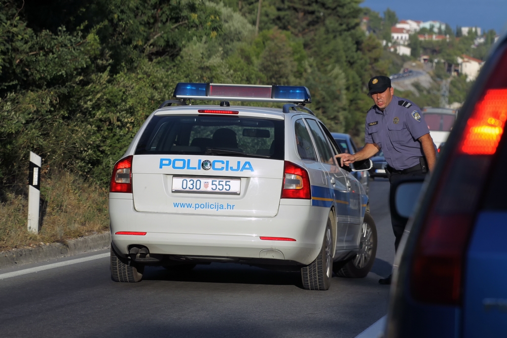 Šibenik: Frau getötet, zwei verletzt bei Verkehrsunfall 7 shutterstock 2271776339 20250829185615