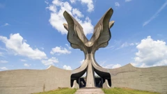 Spomenik Cvijet u Jasenovcu