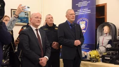 Ministar Davor Božinović s njemačkim veleposlanikom u Valbandonu
