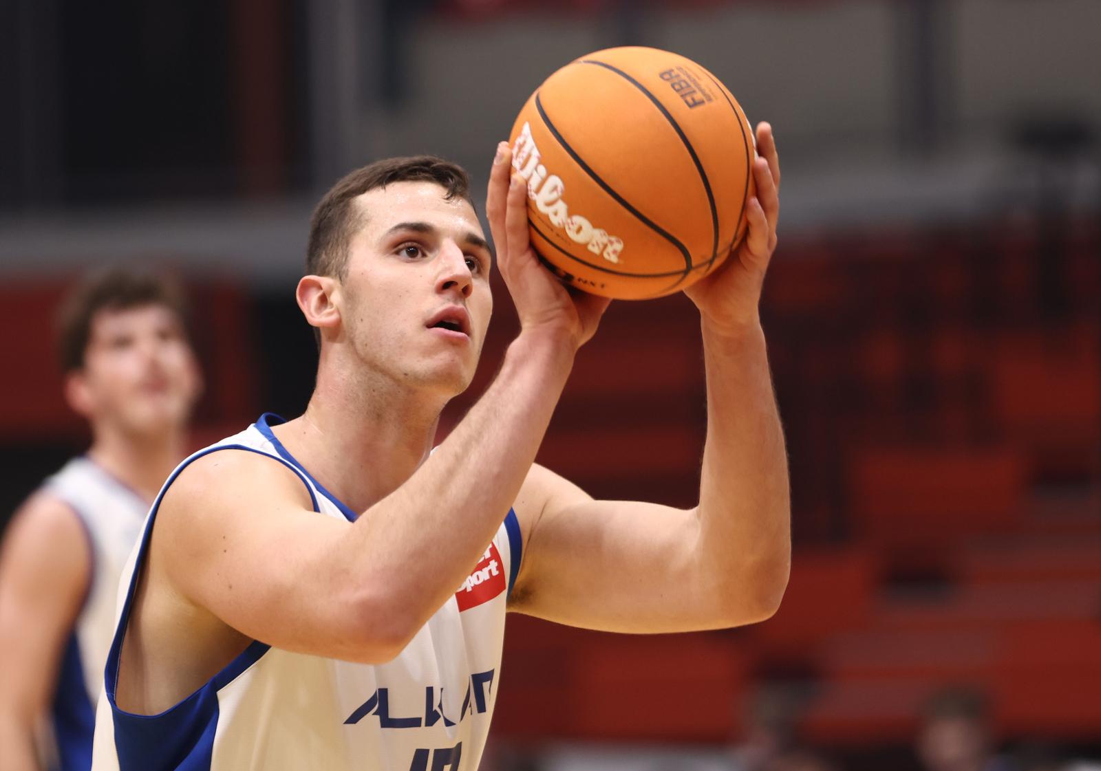 pxl 030126 144186613 20260208204507