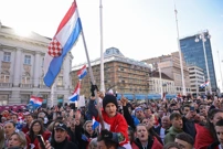 Navijači uoči dolaska rukometaša, Foto: Neva Žganec/PIXSELL