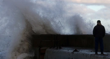 Dolazak oluje Claudia u Sjevernoj Irskoj
