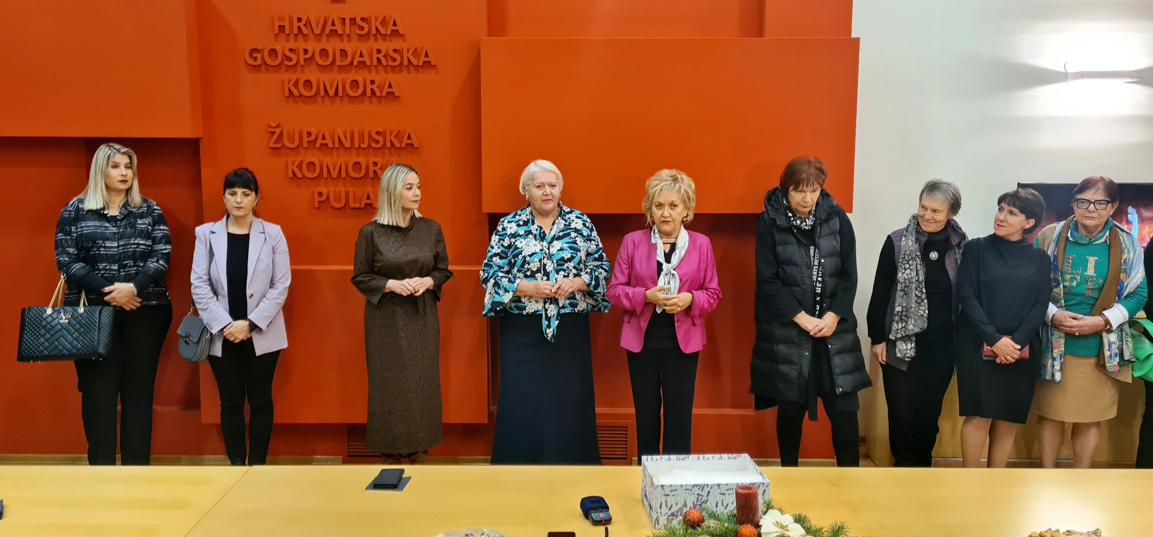 Razvojni kod Tatjane Kaštelan: Susret poslovnih žena Istre u HGK Županijskoj komori Pula - iza nas je uspješna poslovna godina! episode artwork