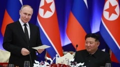 Vladimir Putin i Kim Jong Un 