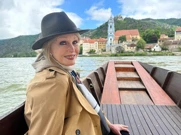 Srijeda, 8. srpnja na Prvom, Foto: Dunavom kroz srce Europe s Joannom Lumley/dokumentarna serija