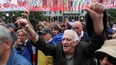 Prosvjednici na ulicama Tbilisija traže ukidanje novog zakona o stranim agentima