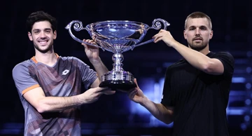 Cash i Glasspool s nagradom za najboljeg para 2025.