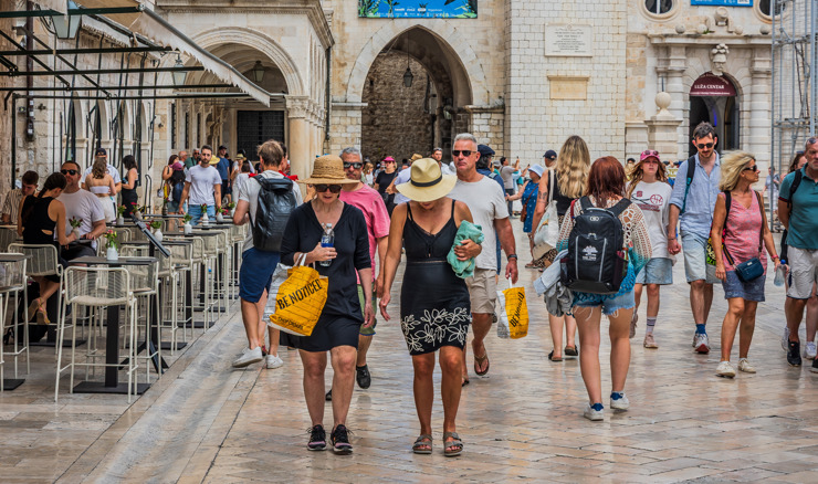 Turisti oduševljeni Dubrovnikom: "Prekrasan grad, dobra hrana i nije skup"