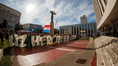 Prosvjednici pred sudom, Foto: Zvonimir Barisin /Pixsell